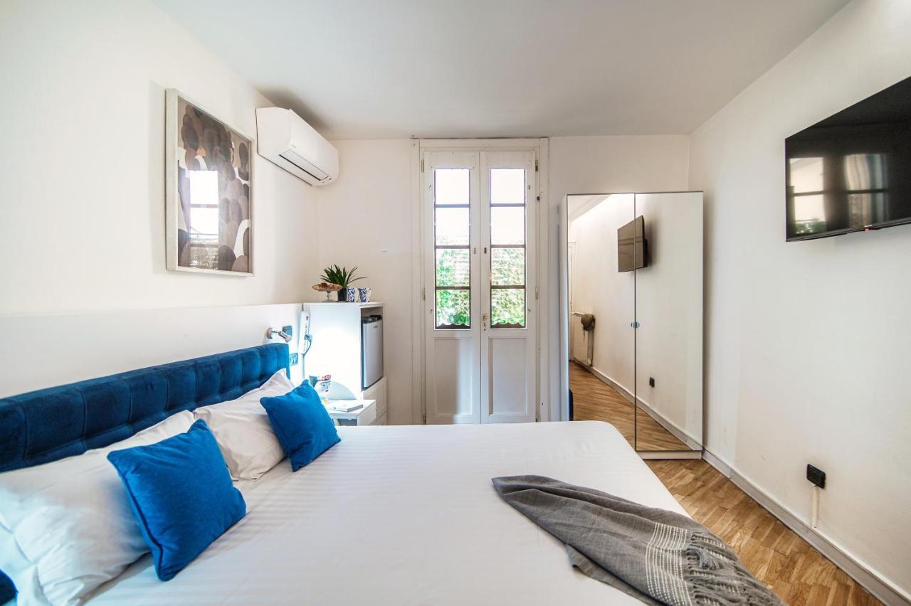Joivy Al Duomo Guest House Como Exterior foto